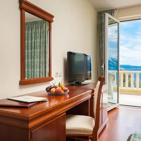 Bacchus Hotel