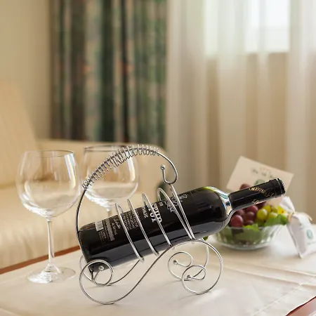 Bacchus Hotel 4*