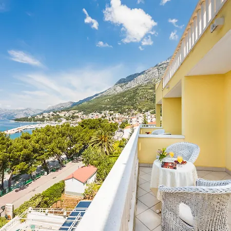 Bacchus Hotel Baška Voda