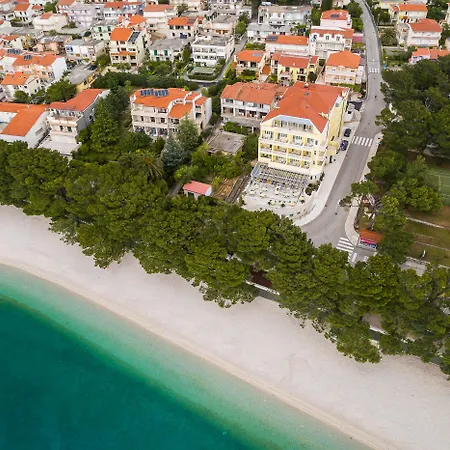 Bacchus Hotel 4*