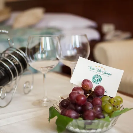 Hotel Bacchus