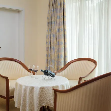 Bacchus 4* Baška Voda