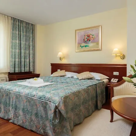 Bacchus Hotel Baška Voda