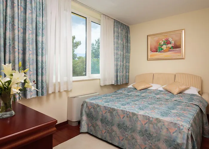 Bacchus فندق Baška Voda