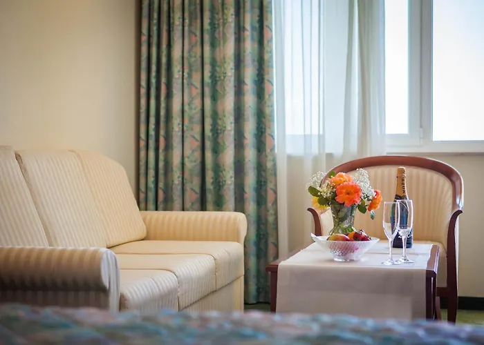 فندق Bacchus 4*