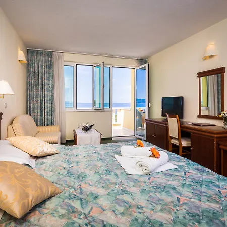 Hotel Bacchus Baska Voda