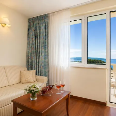 Bacchus Hotel Baska Voda
