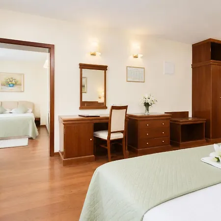 Bacchus Hotel 4*