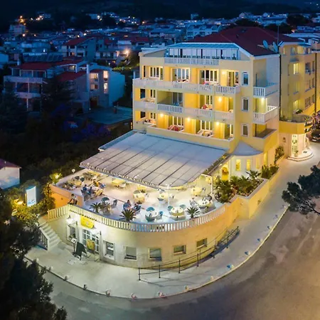 Bacchus Hotel 4*