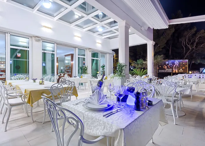 Bacchus 4* Baška Voda