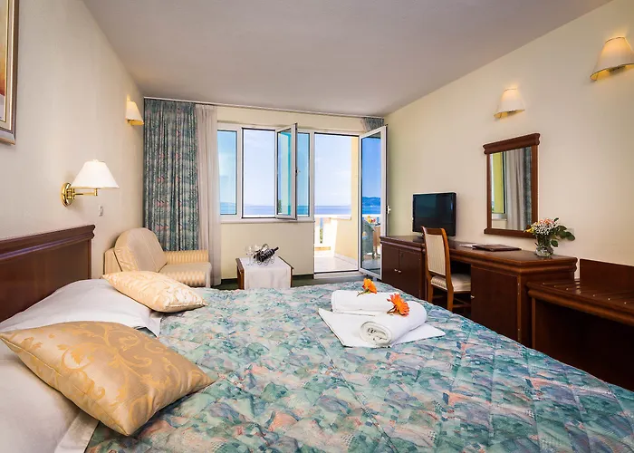Hotell Bacchus Baška Voda