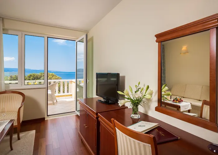 Bacchus Hotell 4*